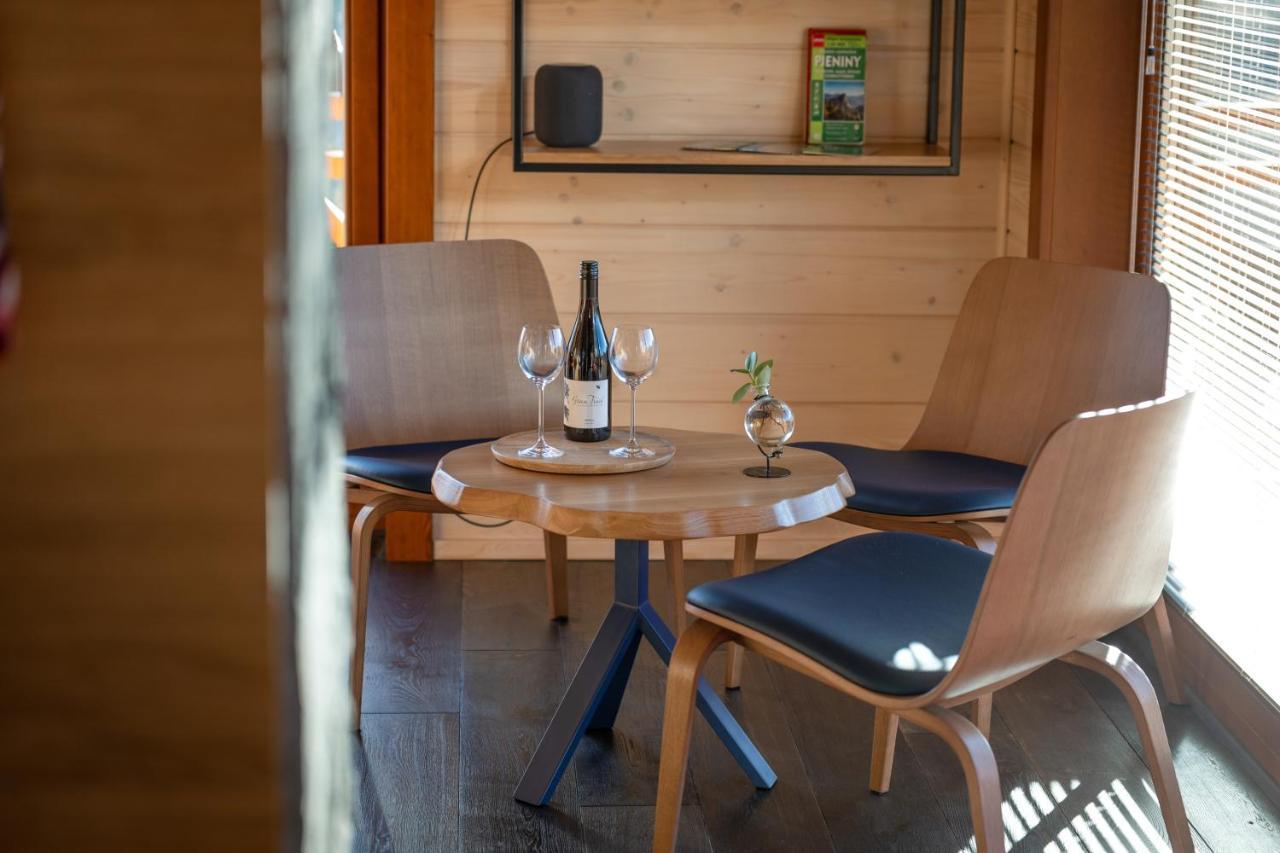 Houten Vakantiewoning "Reisnaarpolen" Royaal Ontbijt, Sauna En Hottub Czarna Góra Kültér fotó