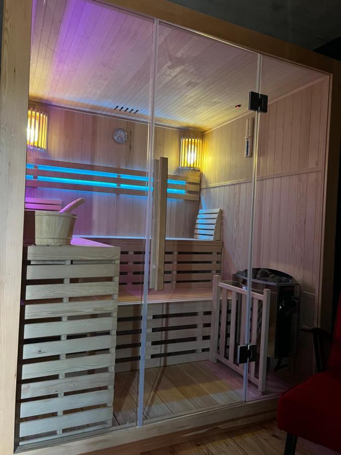 Houten Vakantiewoning "Reisnaarpolen" Royaal Ontbijt, Sauna En Hottub Czarna Góra Kültér fotó