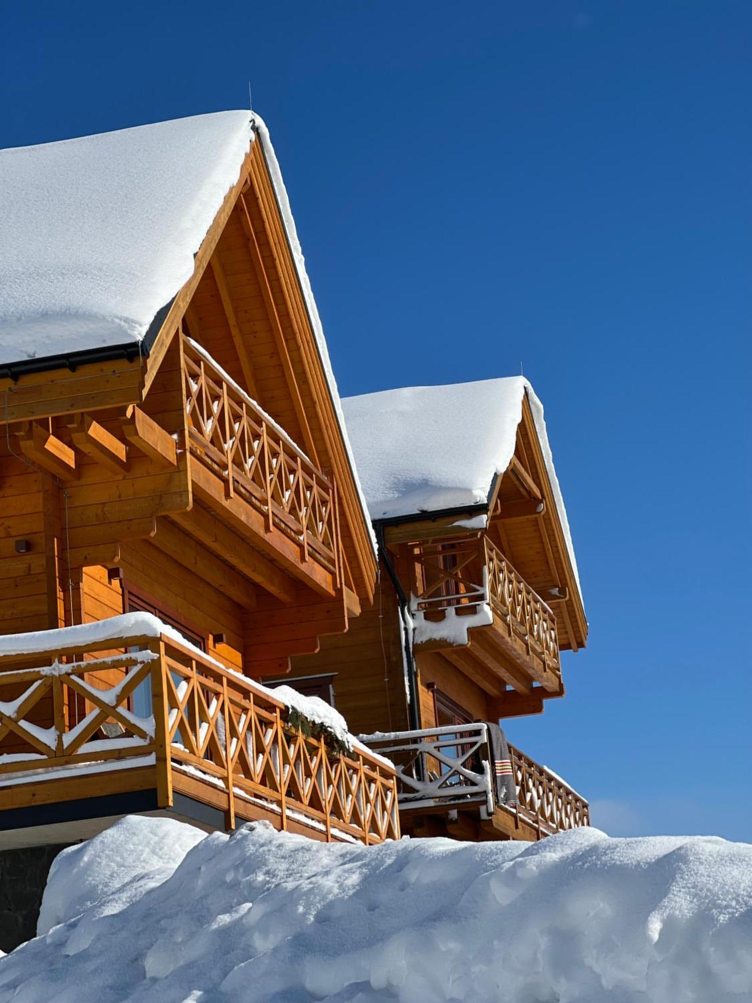 Houten Vakantiewoning "Reisnaarpolen" Royaal Ontbijt, Sauna En Hottub Czarna Góra Kültér fotó